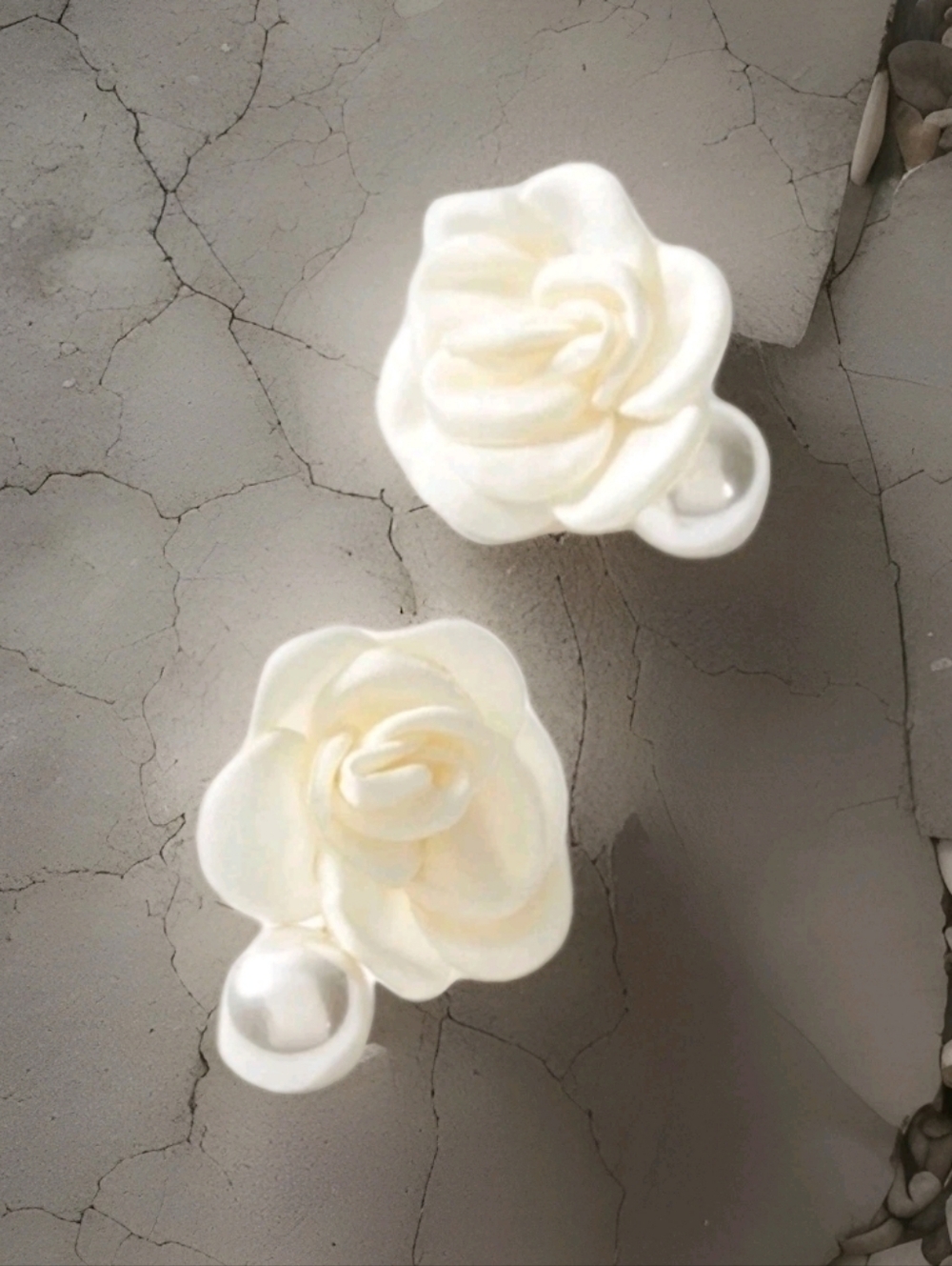 NWT Handmade Elegant Dangling Pearl Soft Ivory Rose Petal Drop Earrings - Picture 8 of 10
